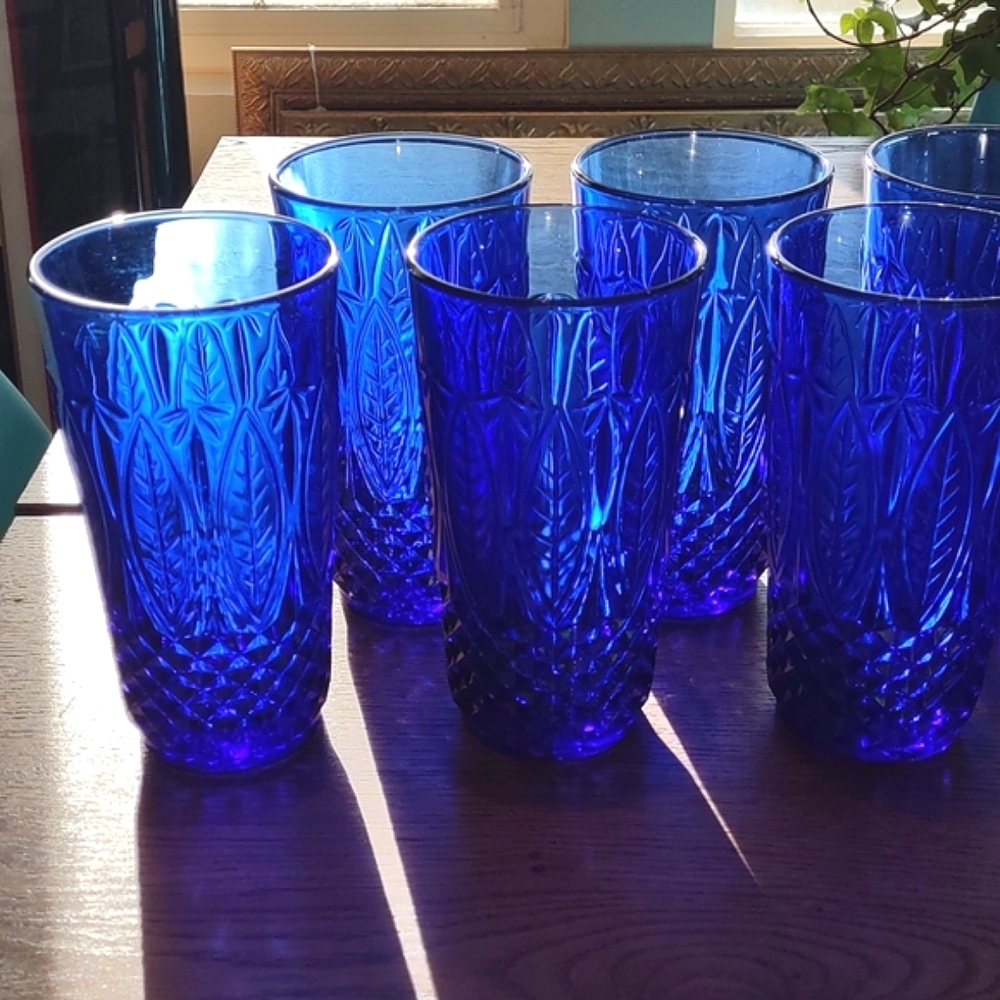Avon Royal Sapphire Tumblers (Set of 4)